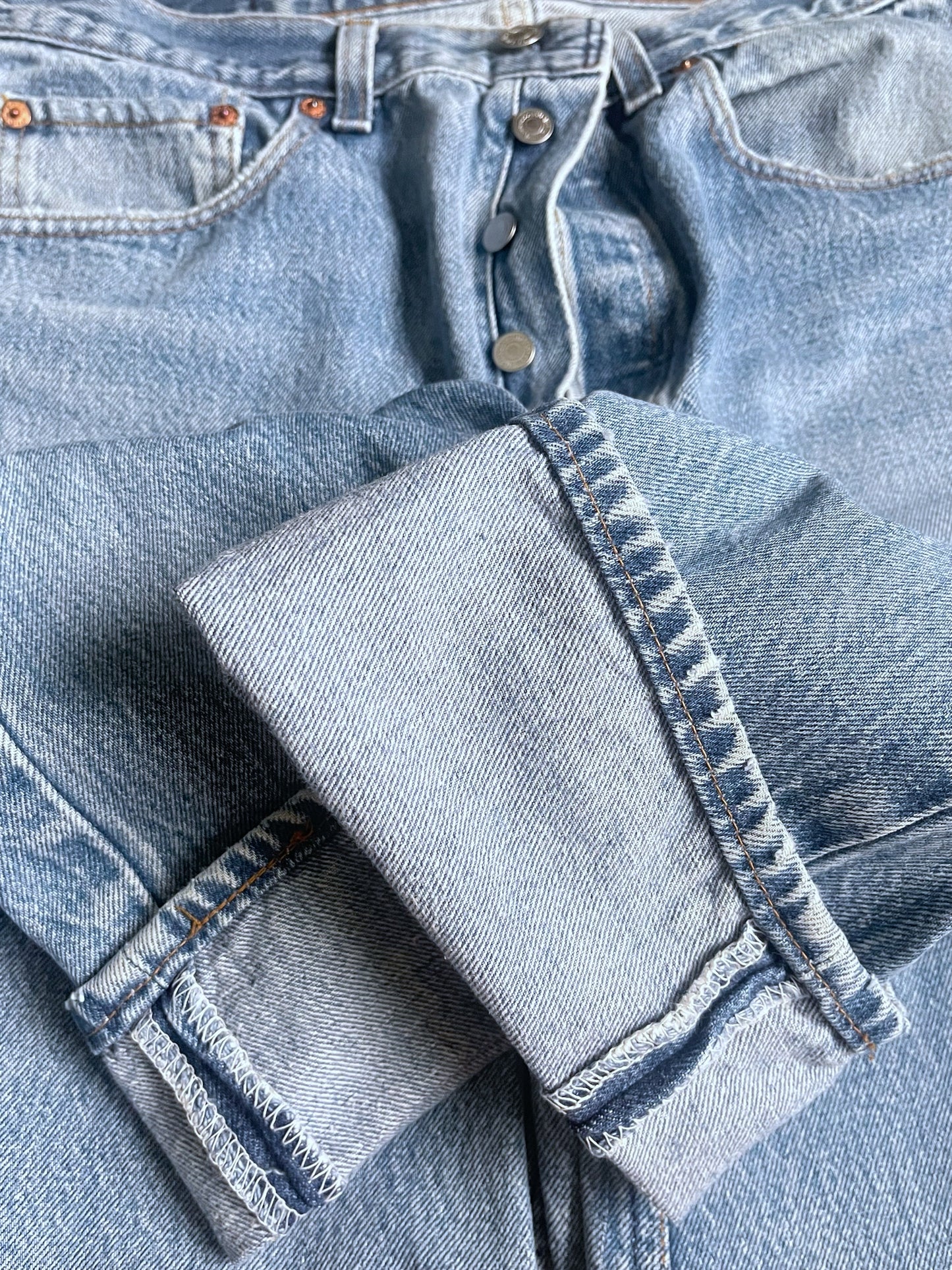 VINTAGE 1991 Levis 501 Red Tab Jeans