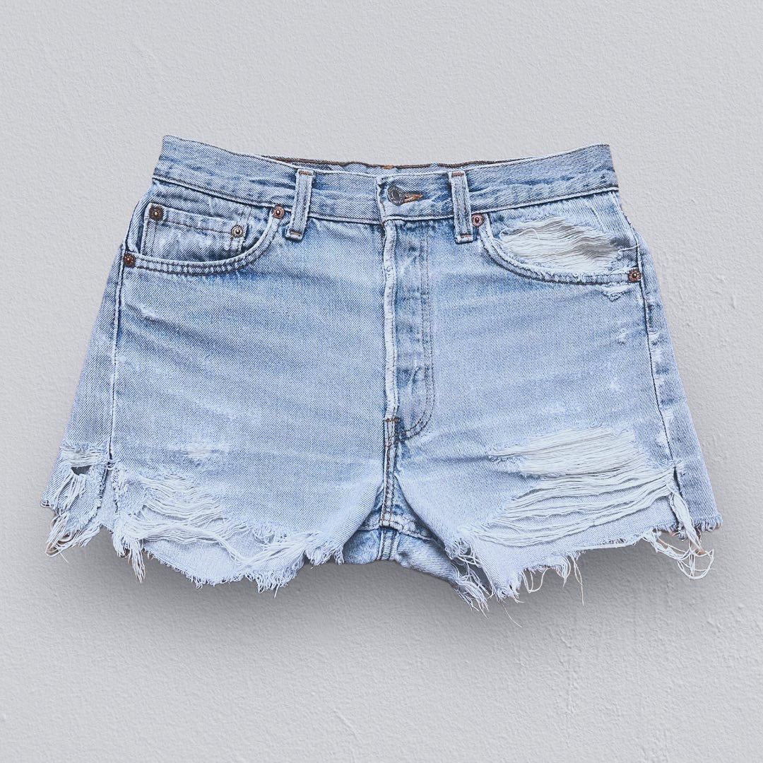 Z-VINTAGE 80s Levi’s 501 Cut-Off Denim Shorts