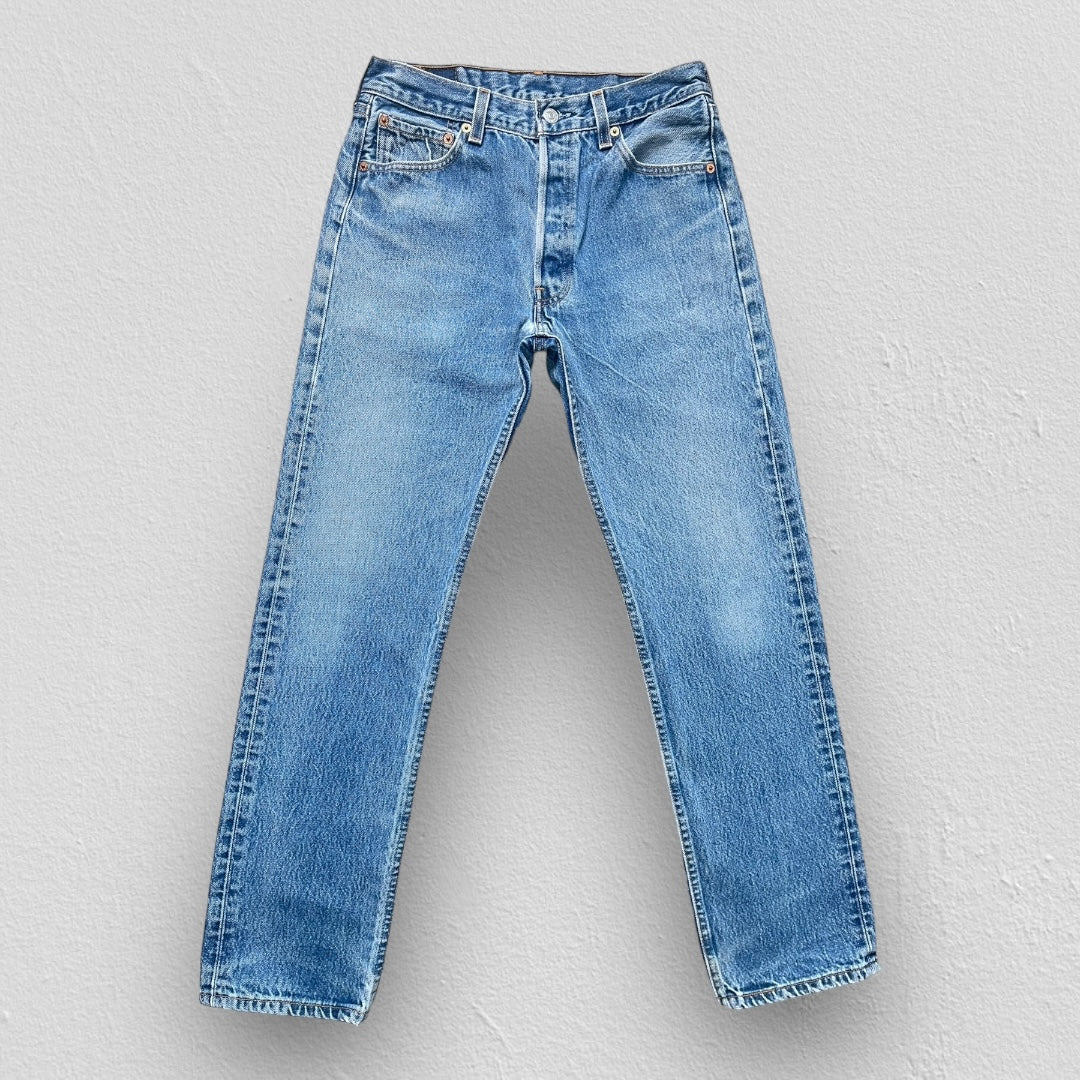 VINTAGE 01 Levis 501 Red Tab Jeans