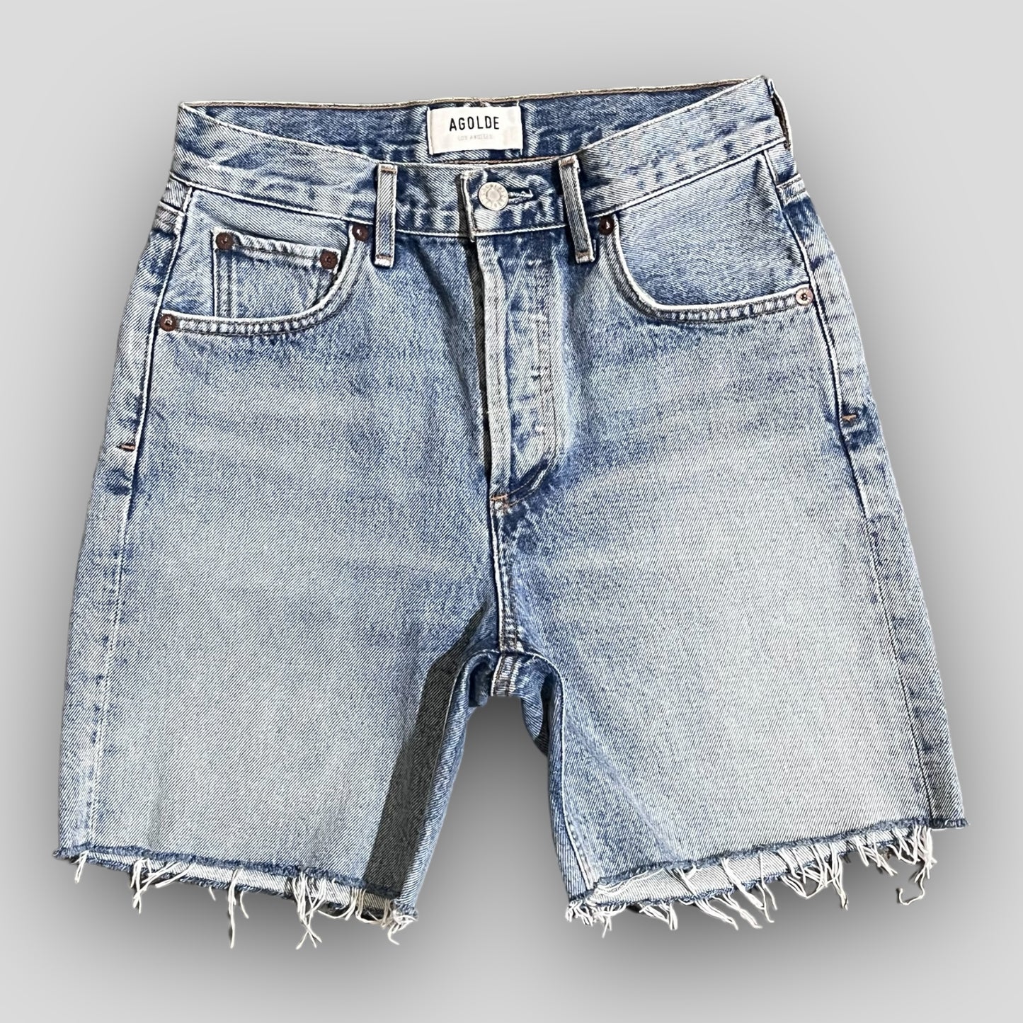 HIGH-RISE CUT-OFF DENIM SHORTS WASHED MEDIUM LIGHT