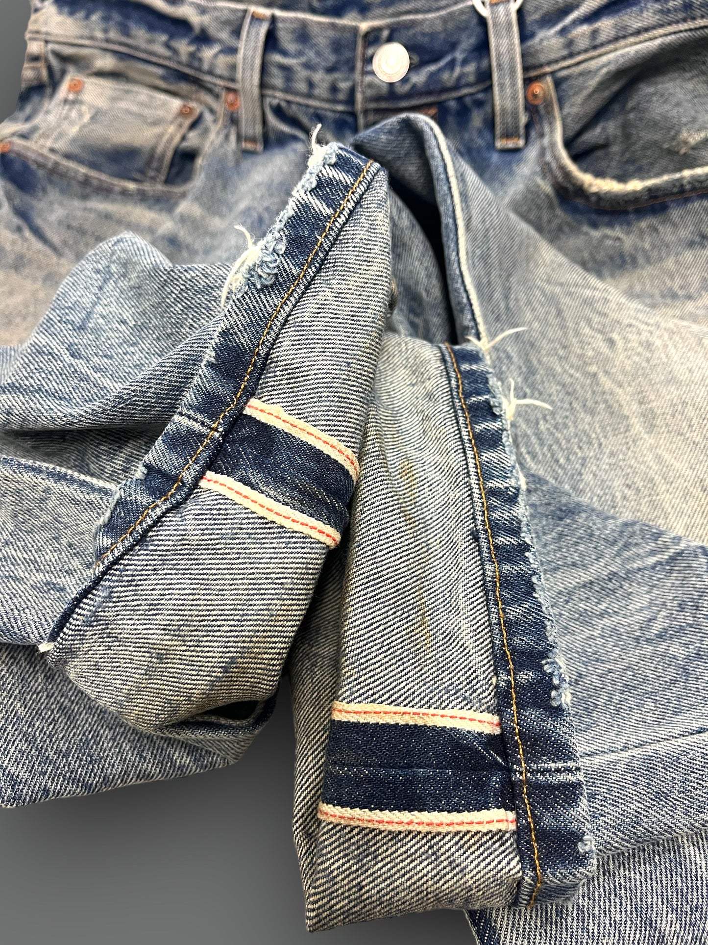 Z-STRAIGHT LEG WHITE OAK SELVEDGE IN MEDIUM WASH