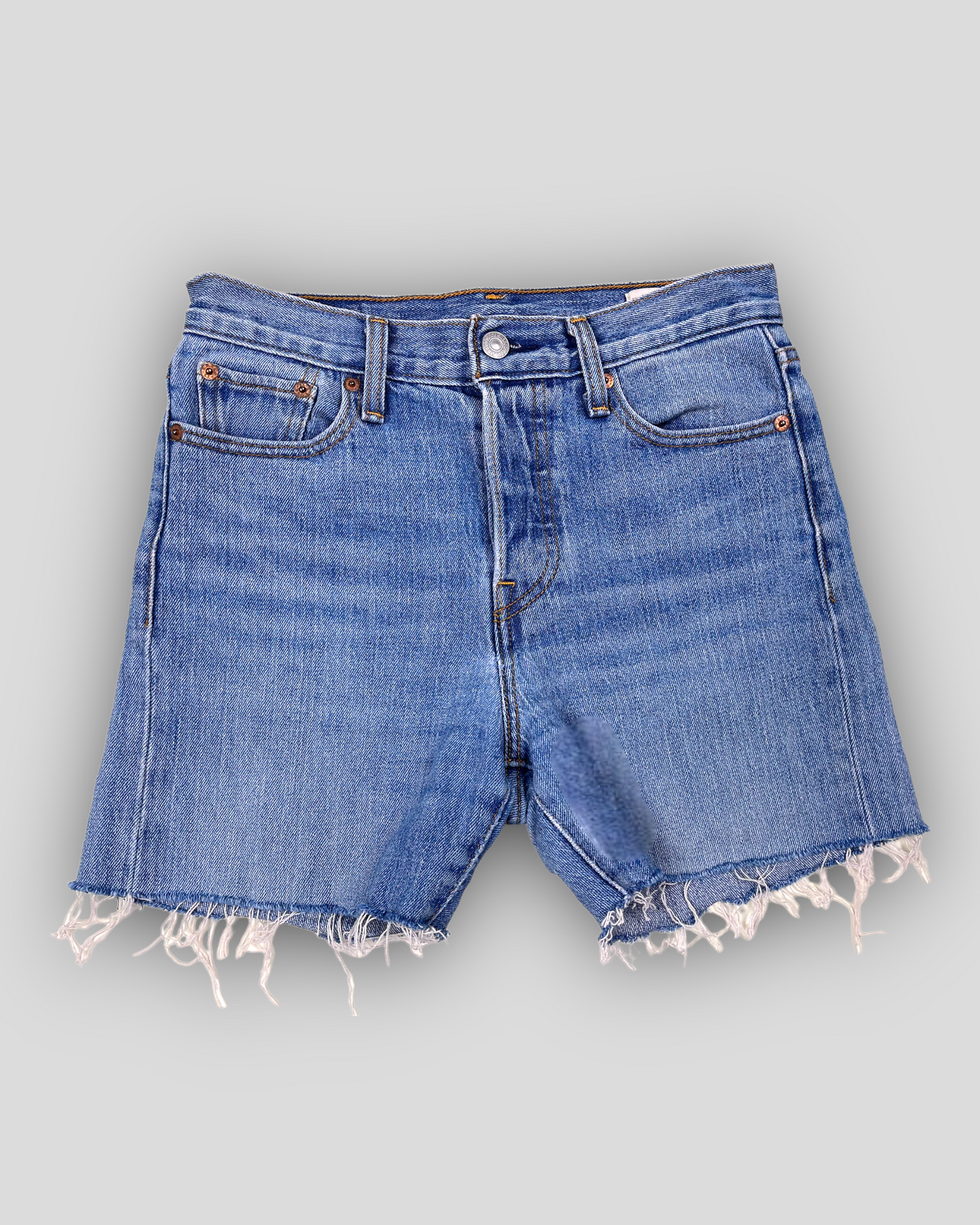 Z-HIGH-RISE 4" CUT-OFF SHORTS WASHED MEDIUM