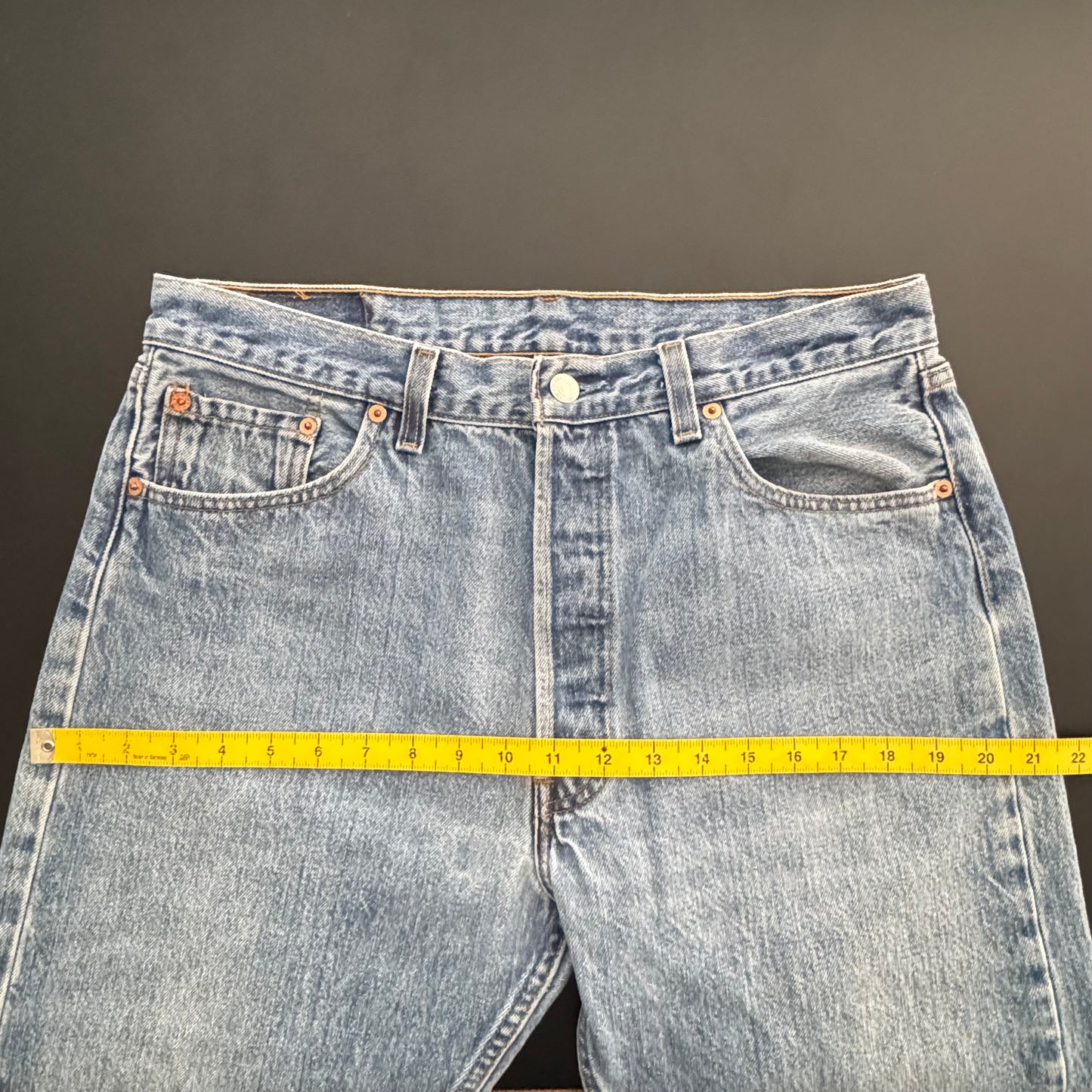 90s Levi’s 501 Jeans