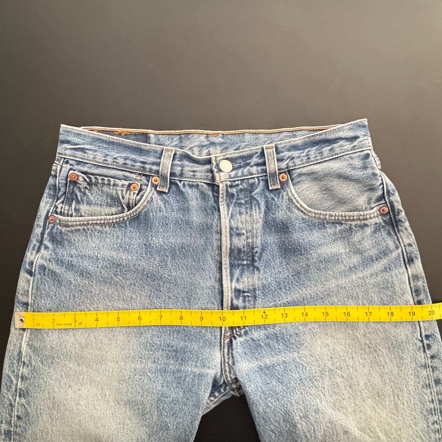 90s Levi’s 501 Jeans