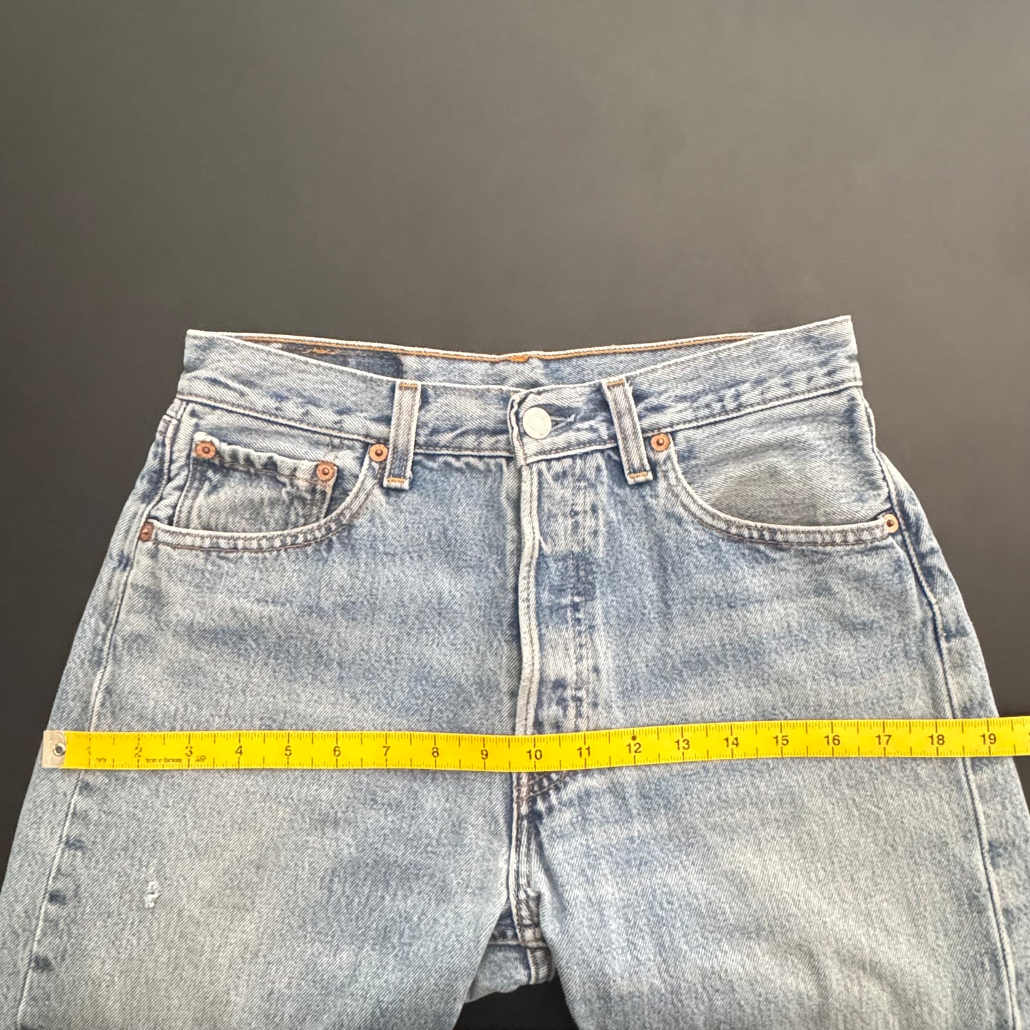 90s Levi’s 501 Jeans