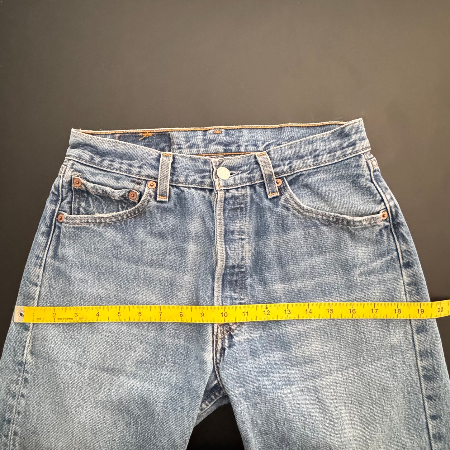 00 Levi’s 501 Jeans