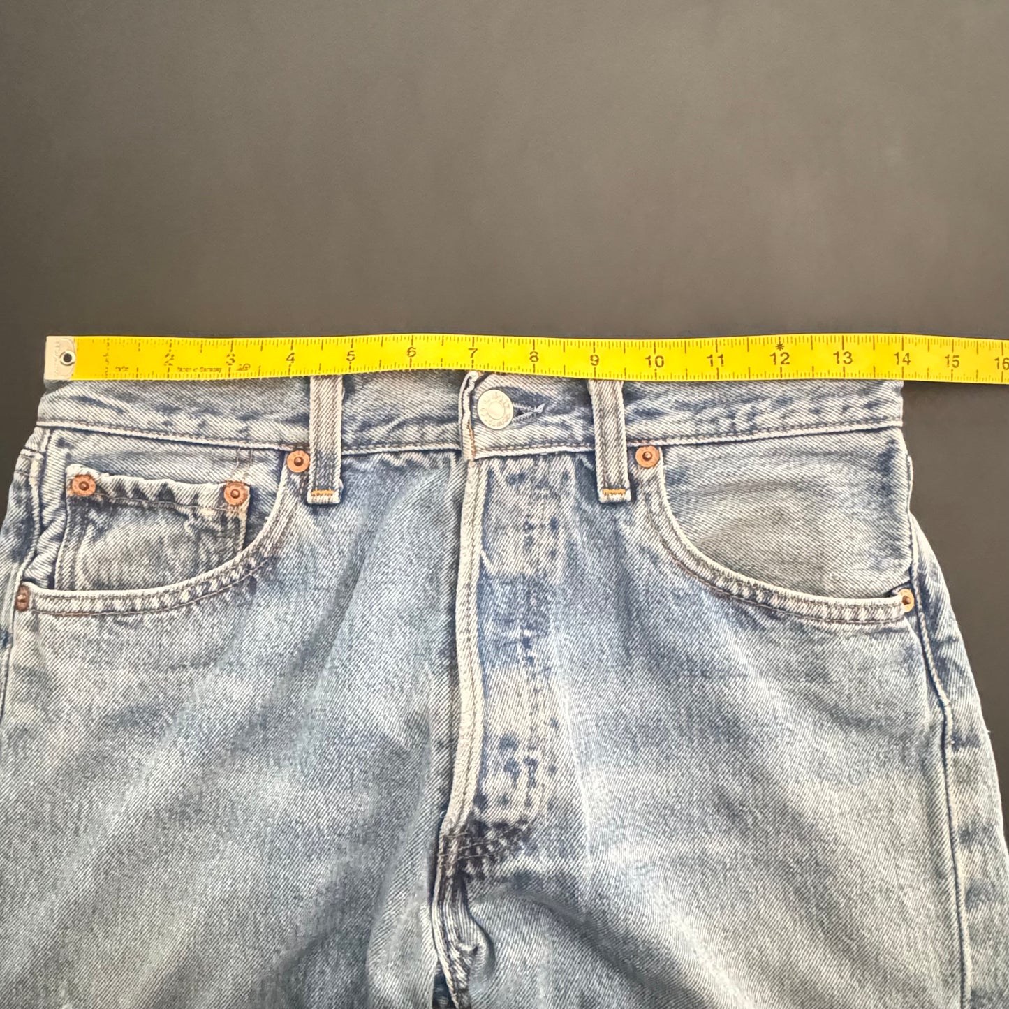 90s Levi’s 501 Jeans
