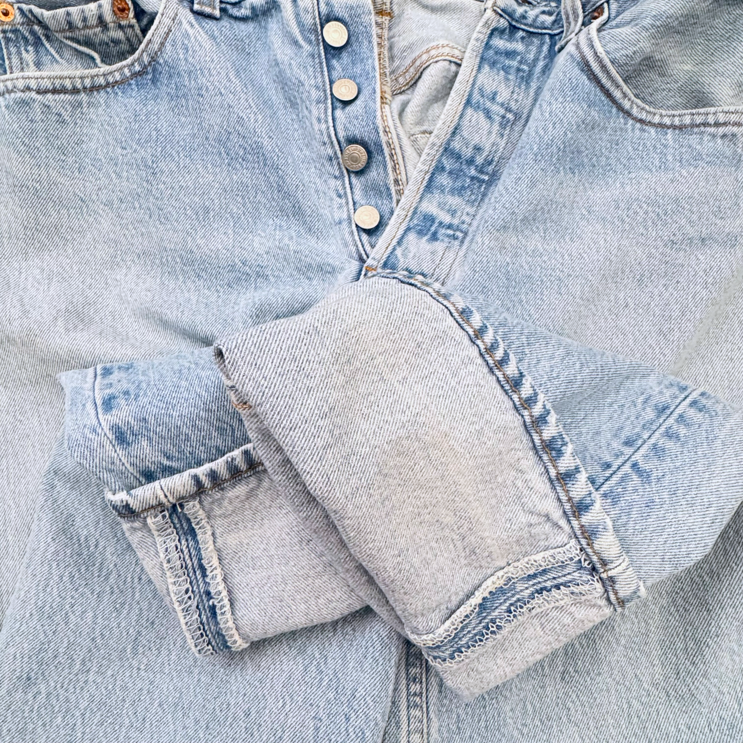 90s Levi’s 501 Jeans