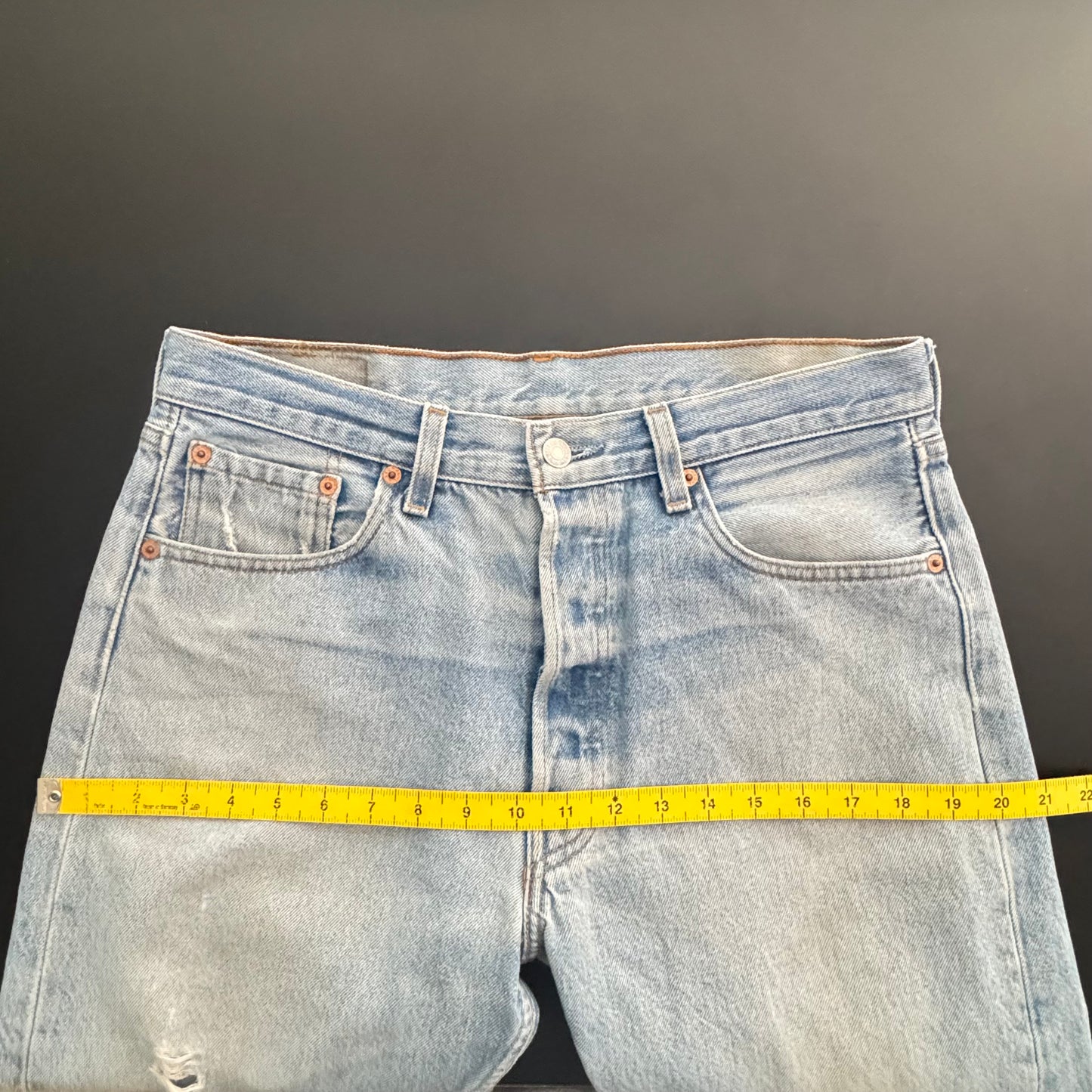 90s Levi’s 501 Jeans
