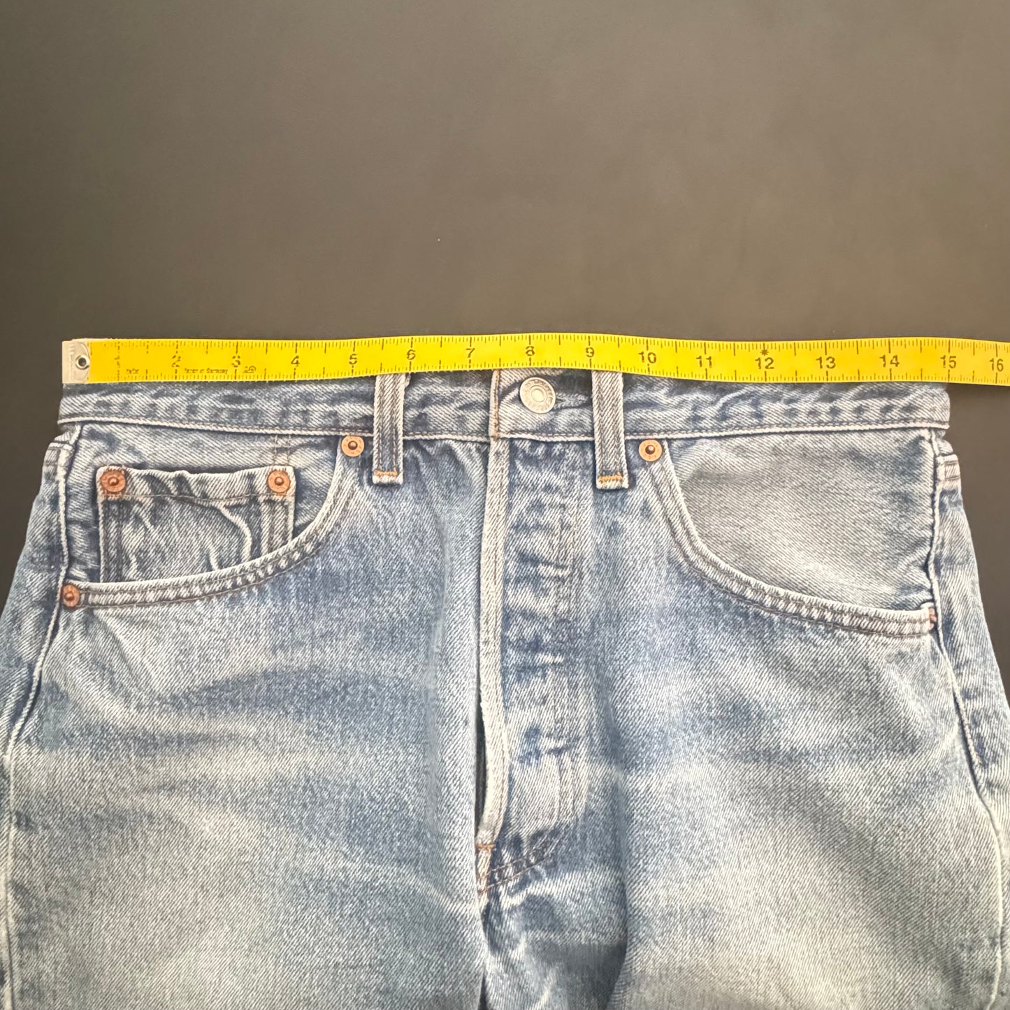 90s Levi’s 501 Jeans
