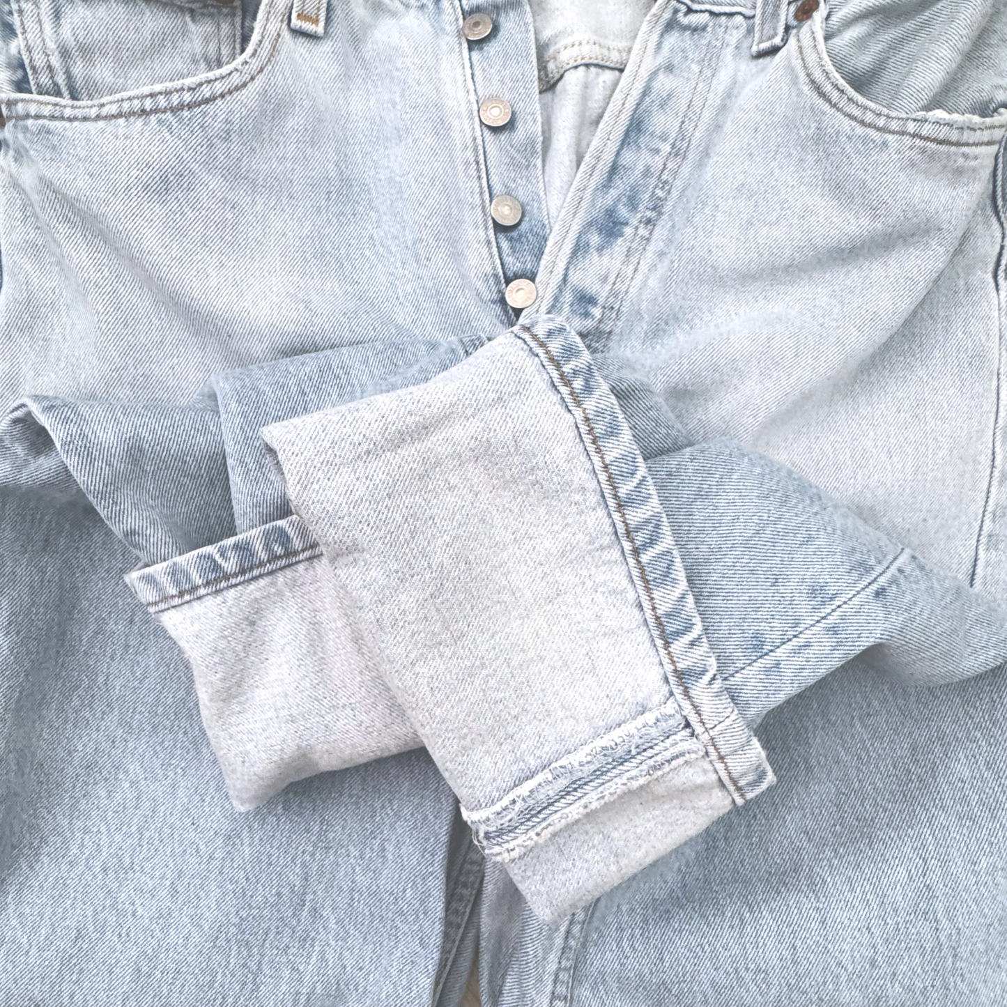 90s Levi’s 501 Jeans
