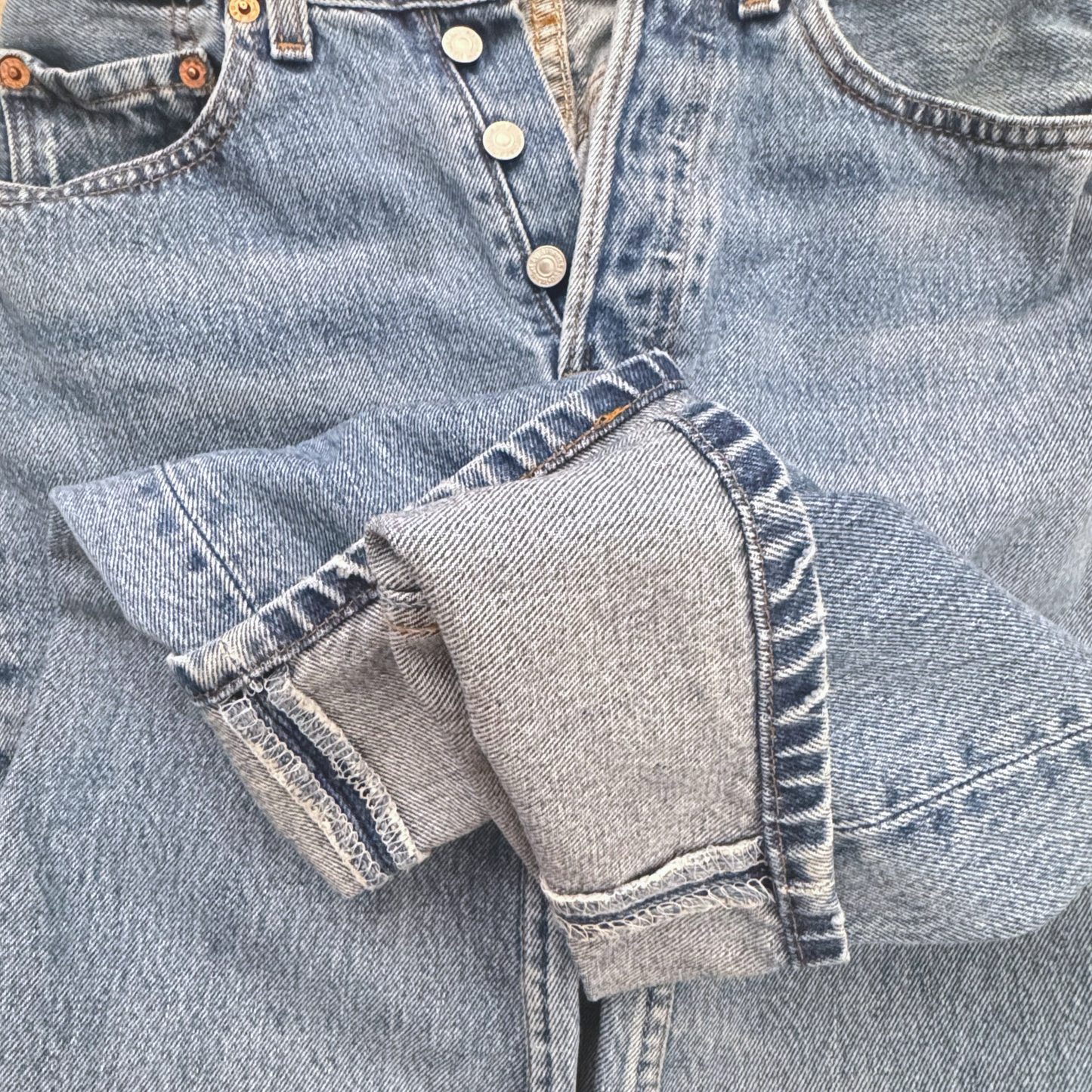 90s Levi’s 501 Jeans