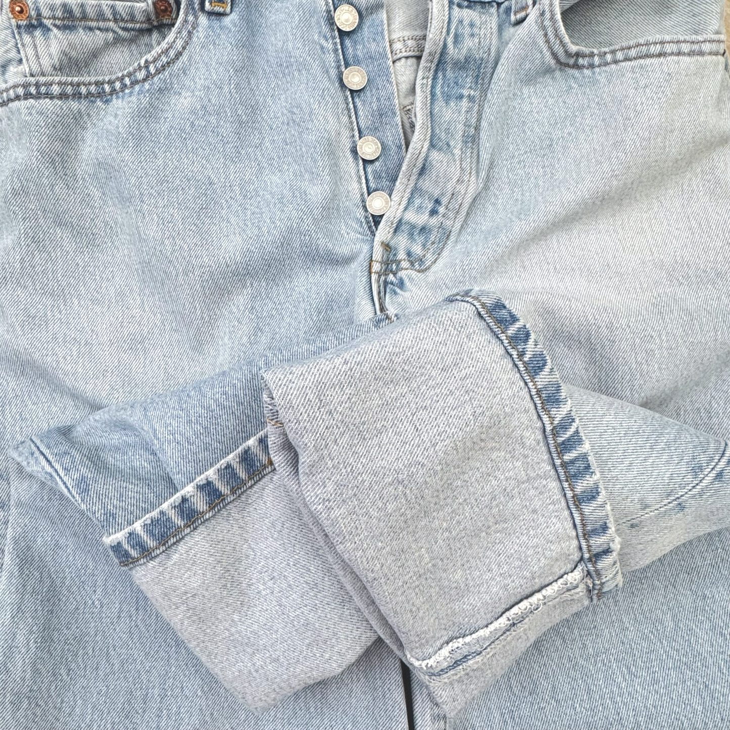 90s Levi’s 501 Jeans