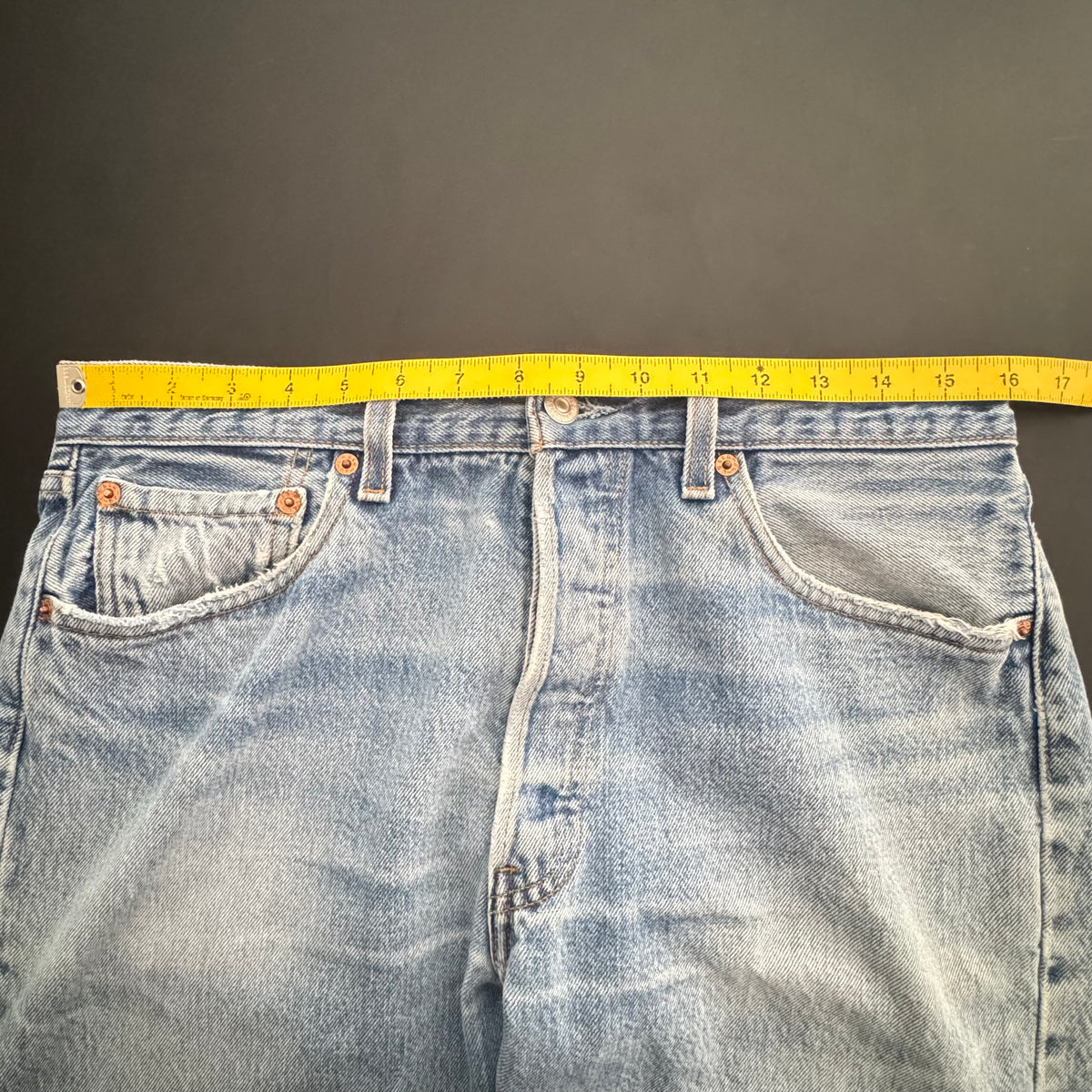 00s Levi’s 501 Jeans