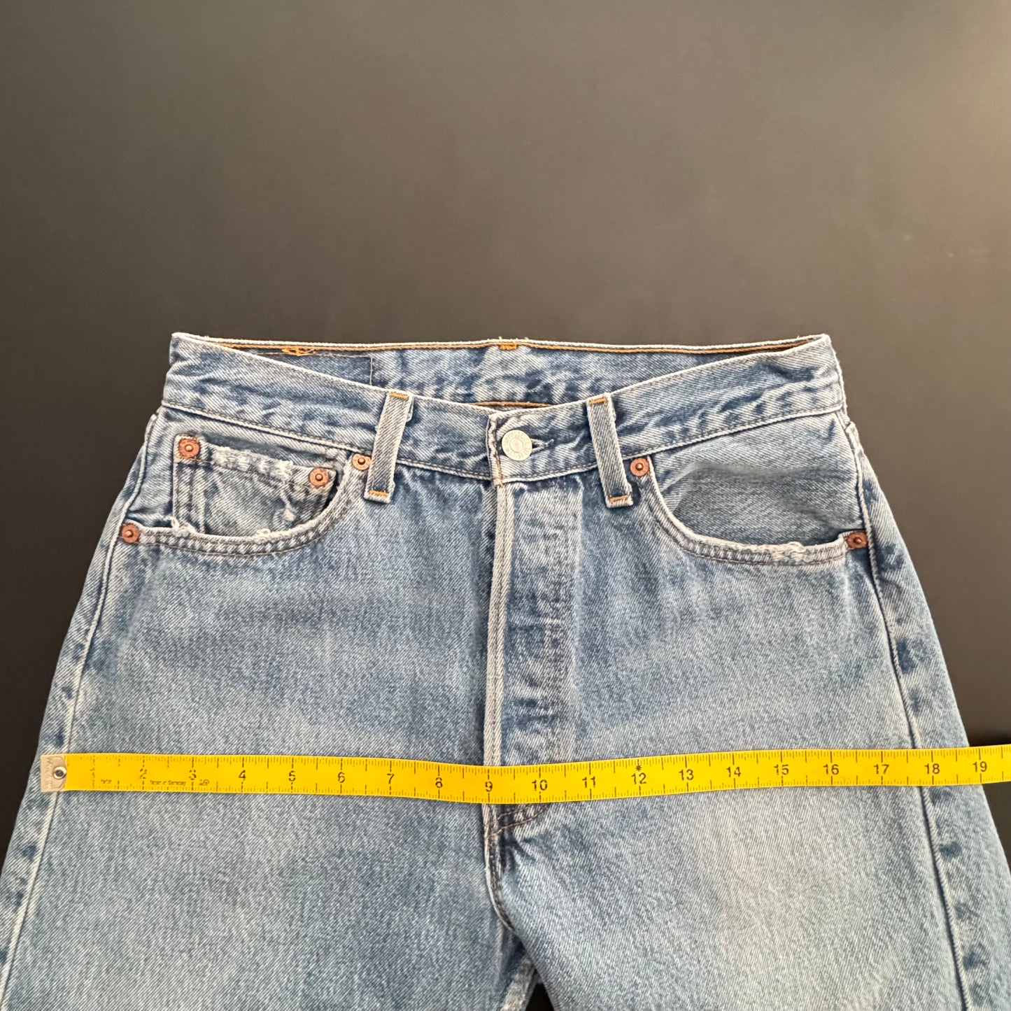 90s Levi’s 501 Jeans