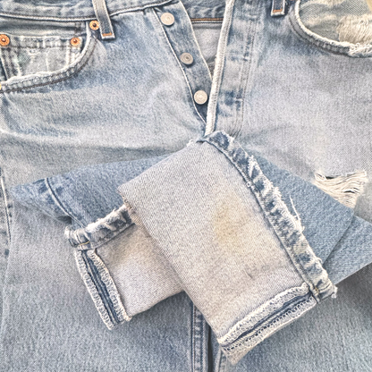 02 Levi’s 501 Jeans