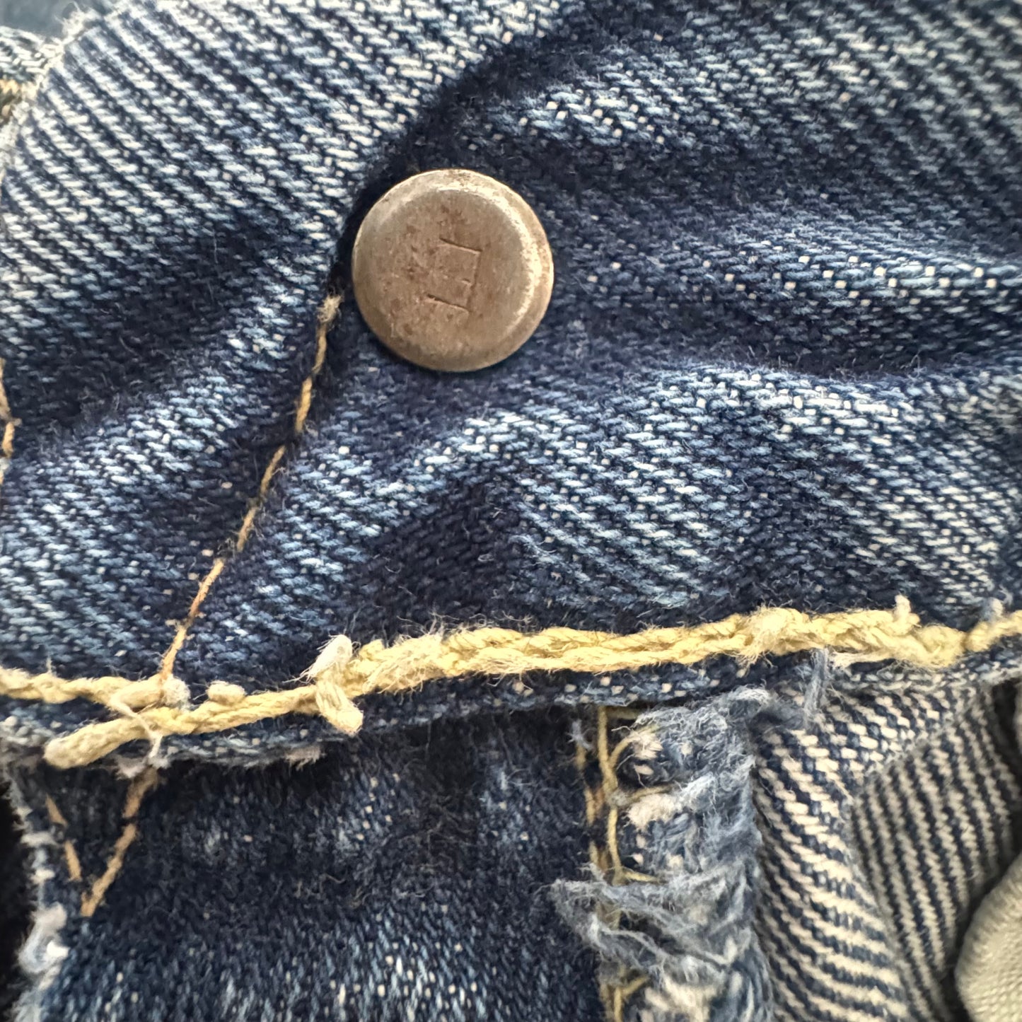 50s/60s Big E V-Stitch Redline Selvedge Levi’s 501 Cut-Offs