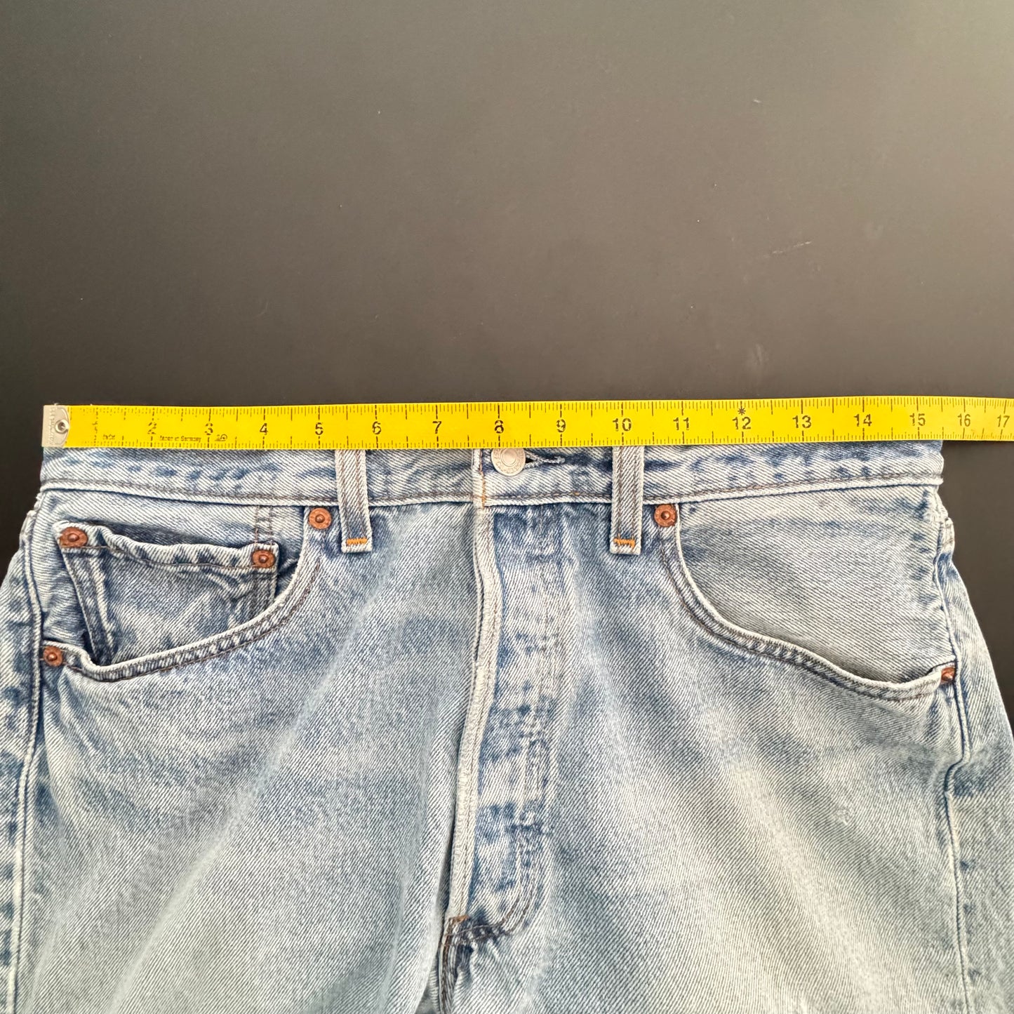 90s Levi’s 501 Jeans