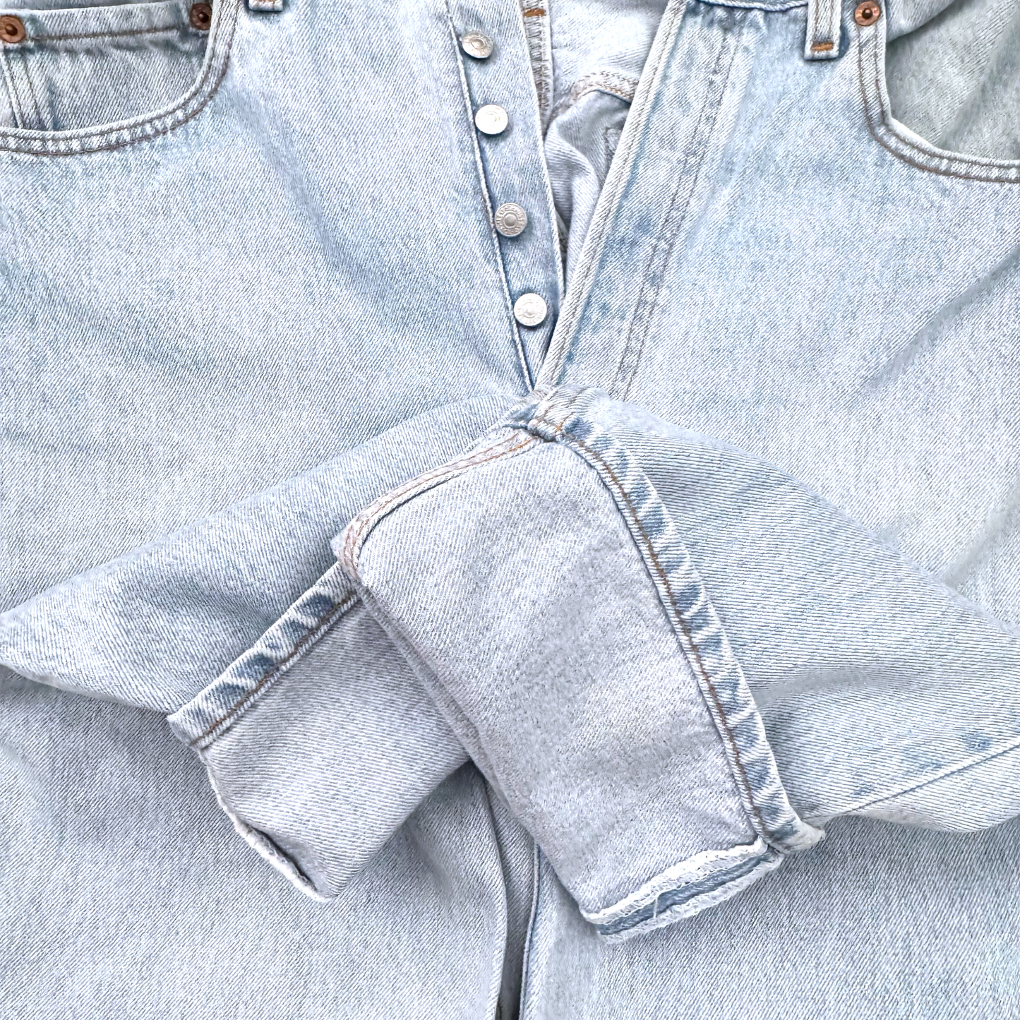 90s Levi’s 501 Jeans