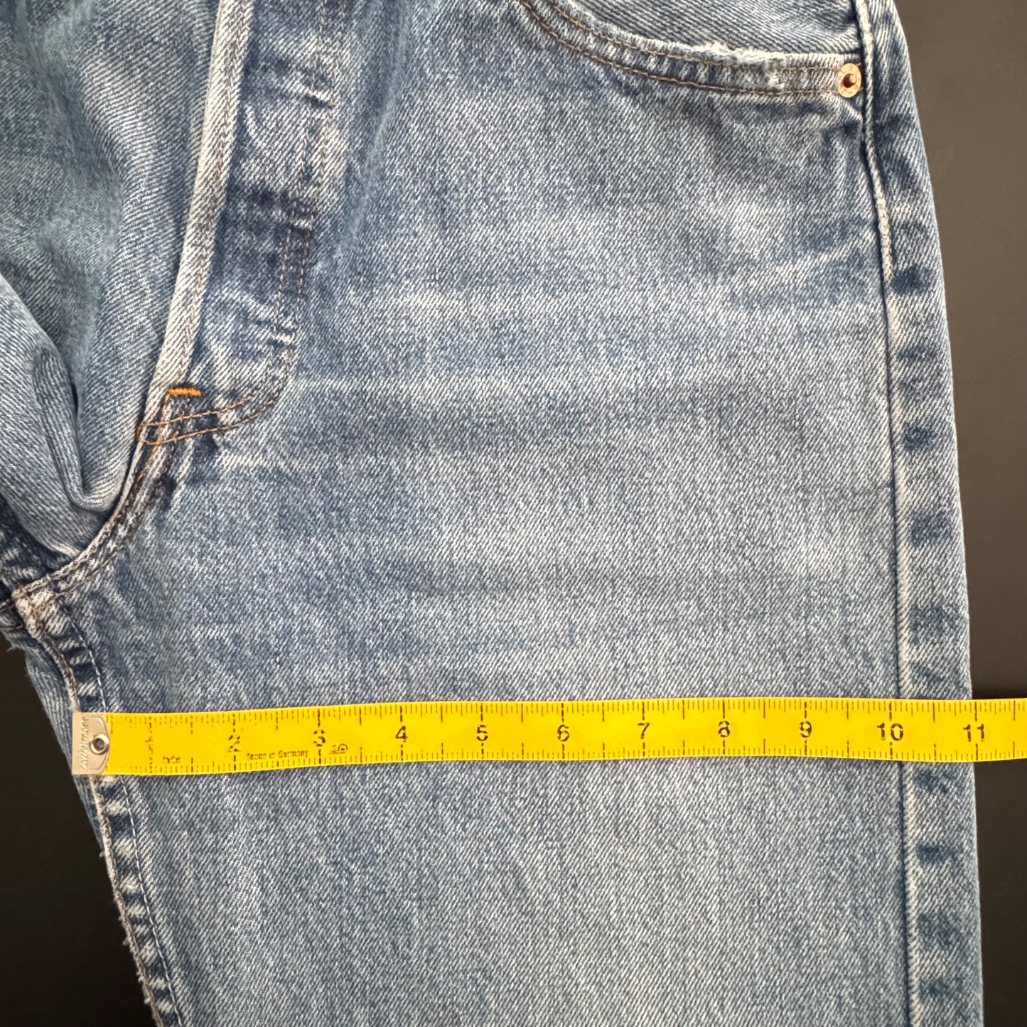 00 Levi’s 501 Jeans