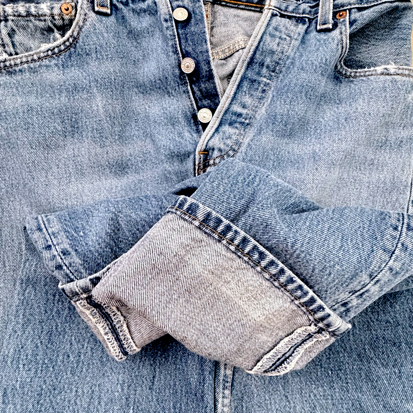 90s Levi’s 501 Jeans