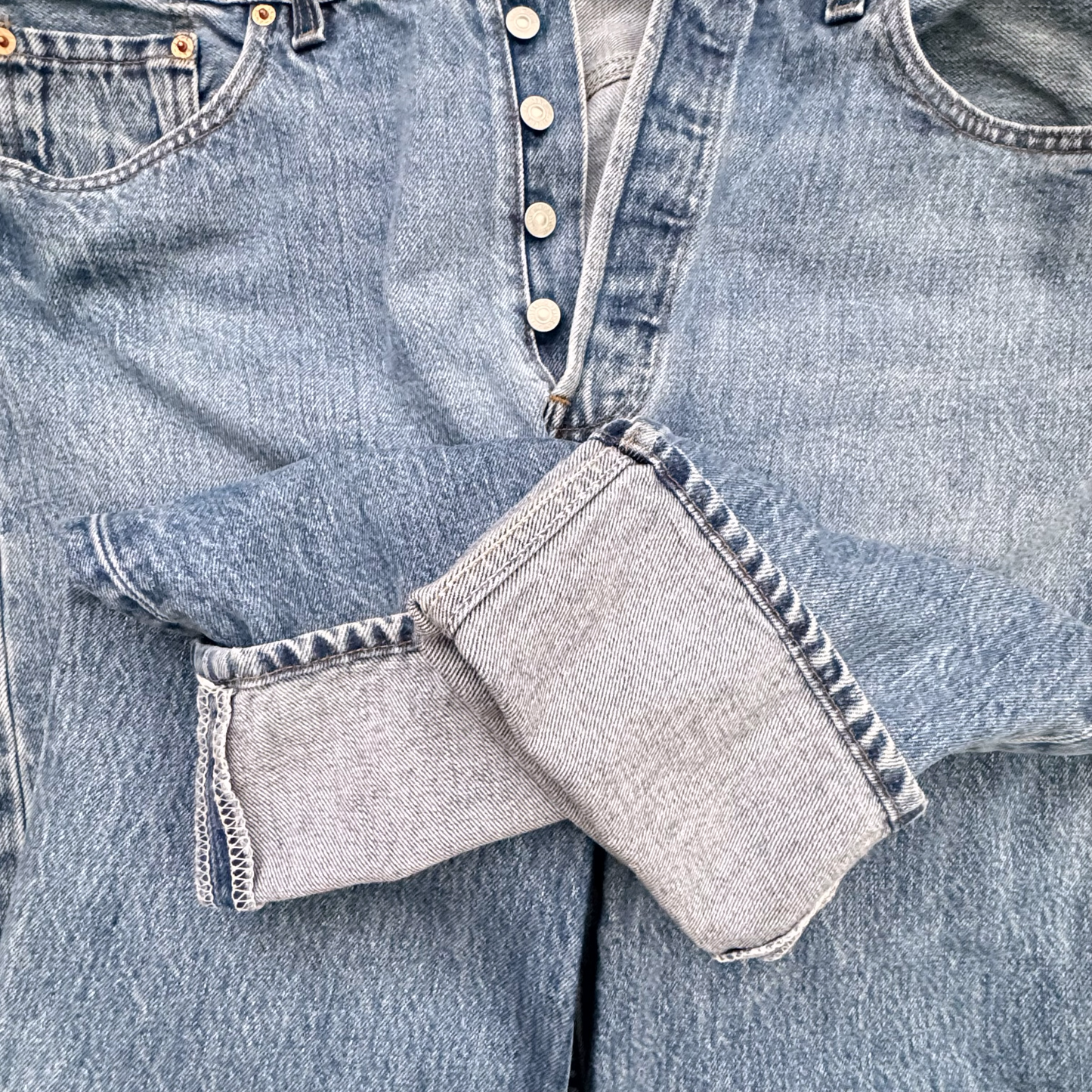 90s Levi’s 501 Jeans