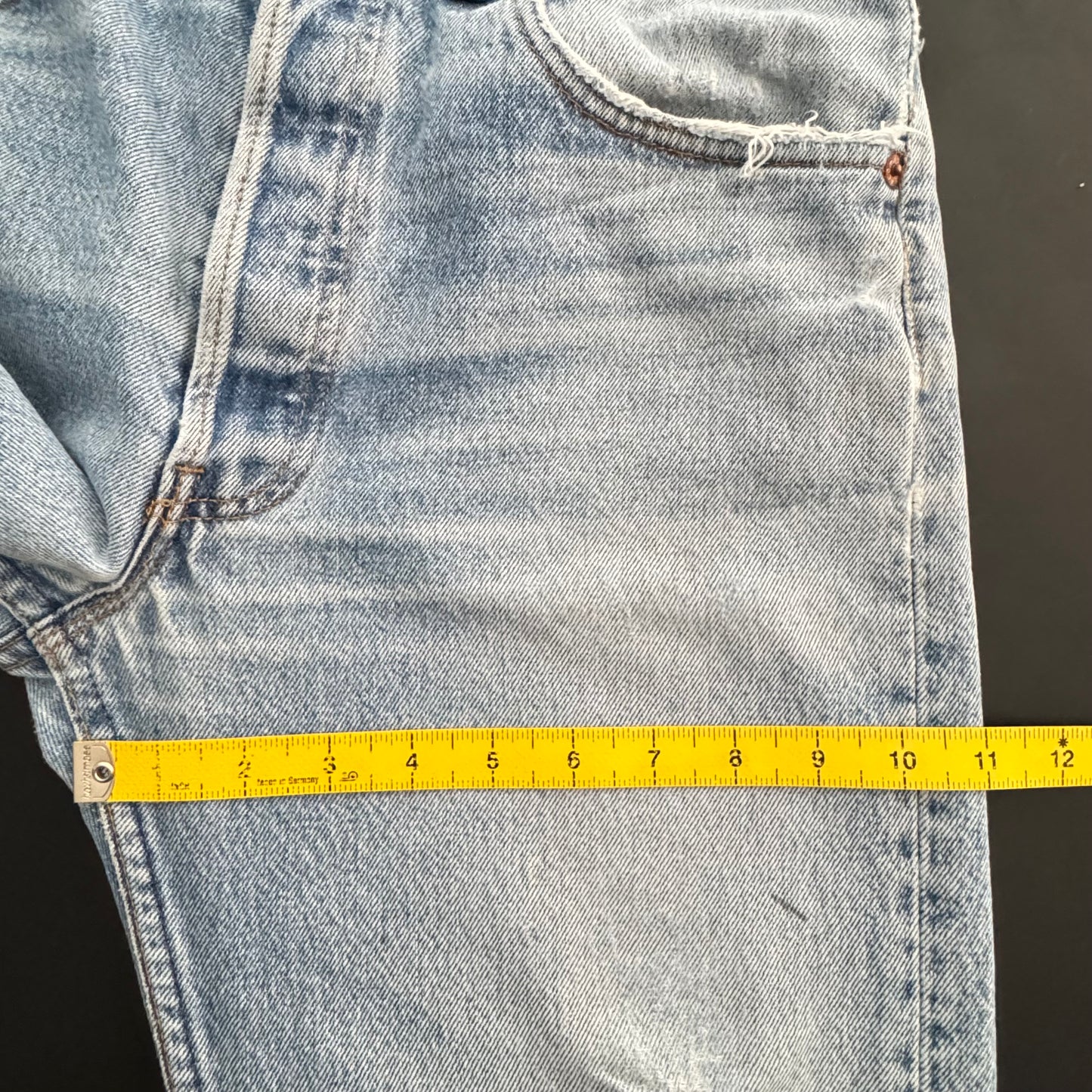 90s Levi’s 501 Jeans