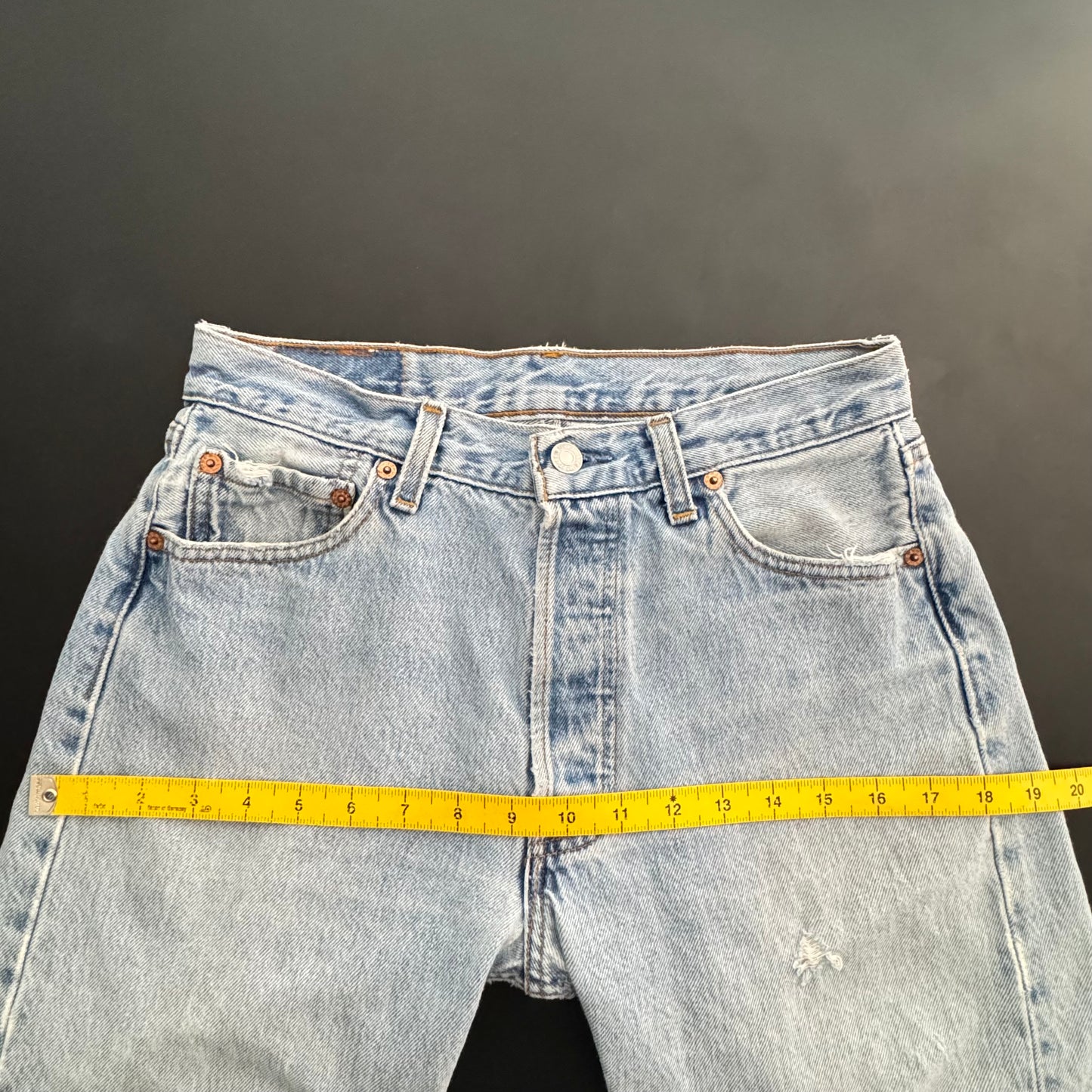 90s Levi’s 501 Jeans