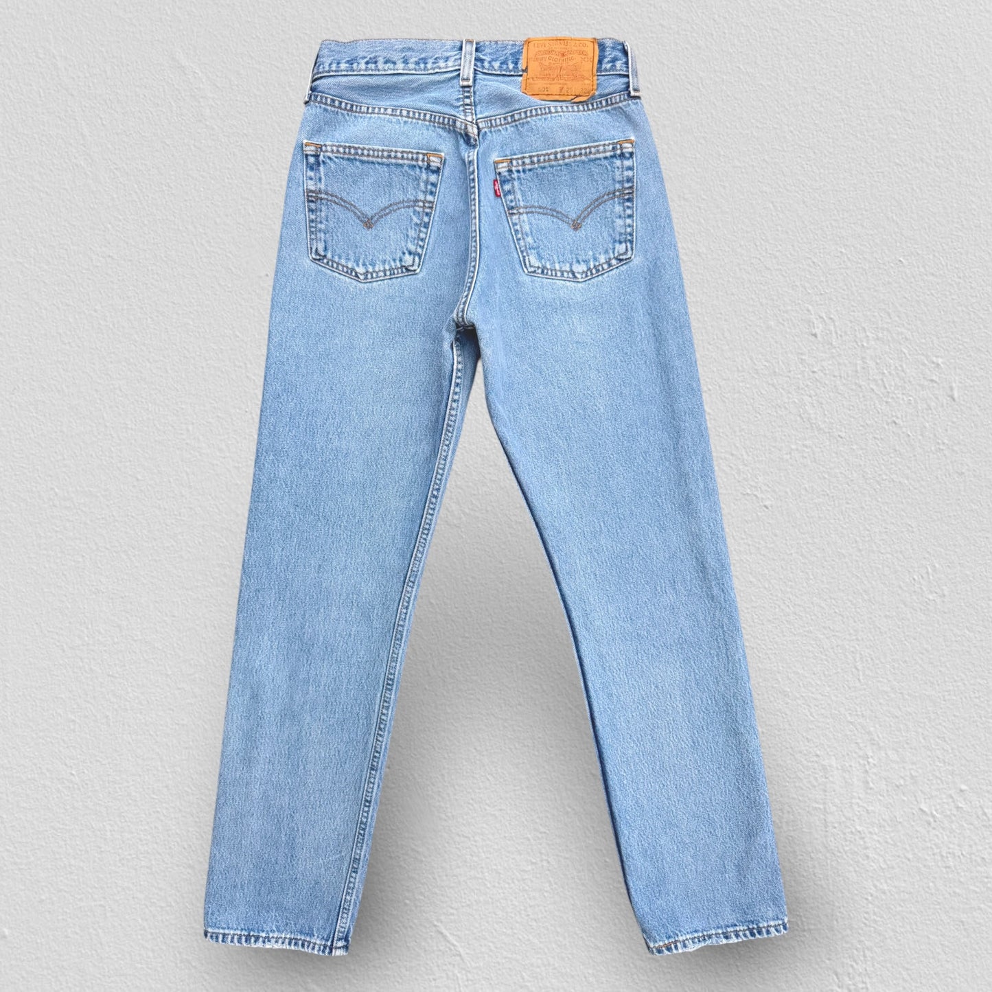 00 Levi’s 501 Jeans