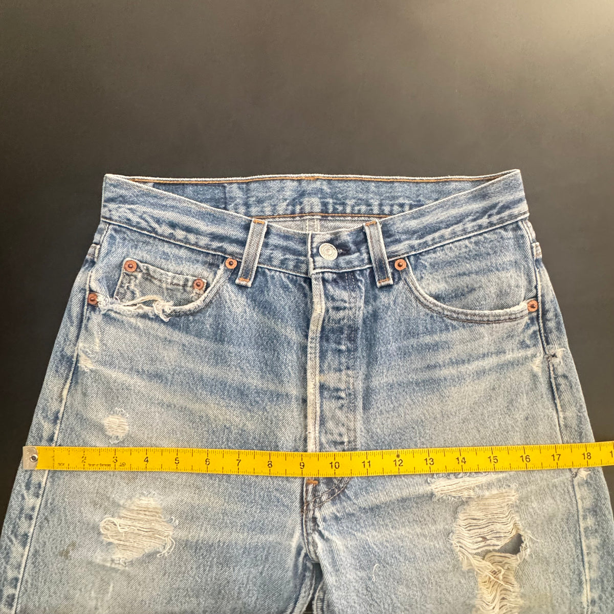 90s Levi’s 501 Jeans