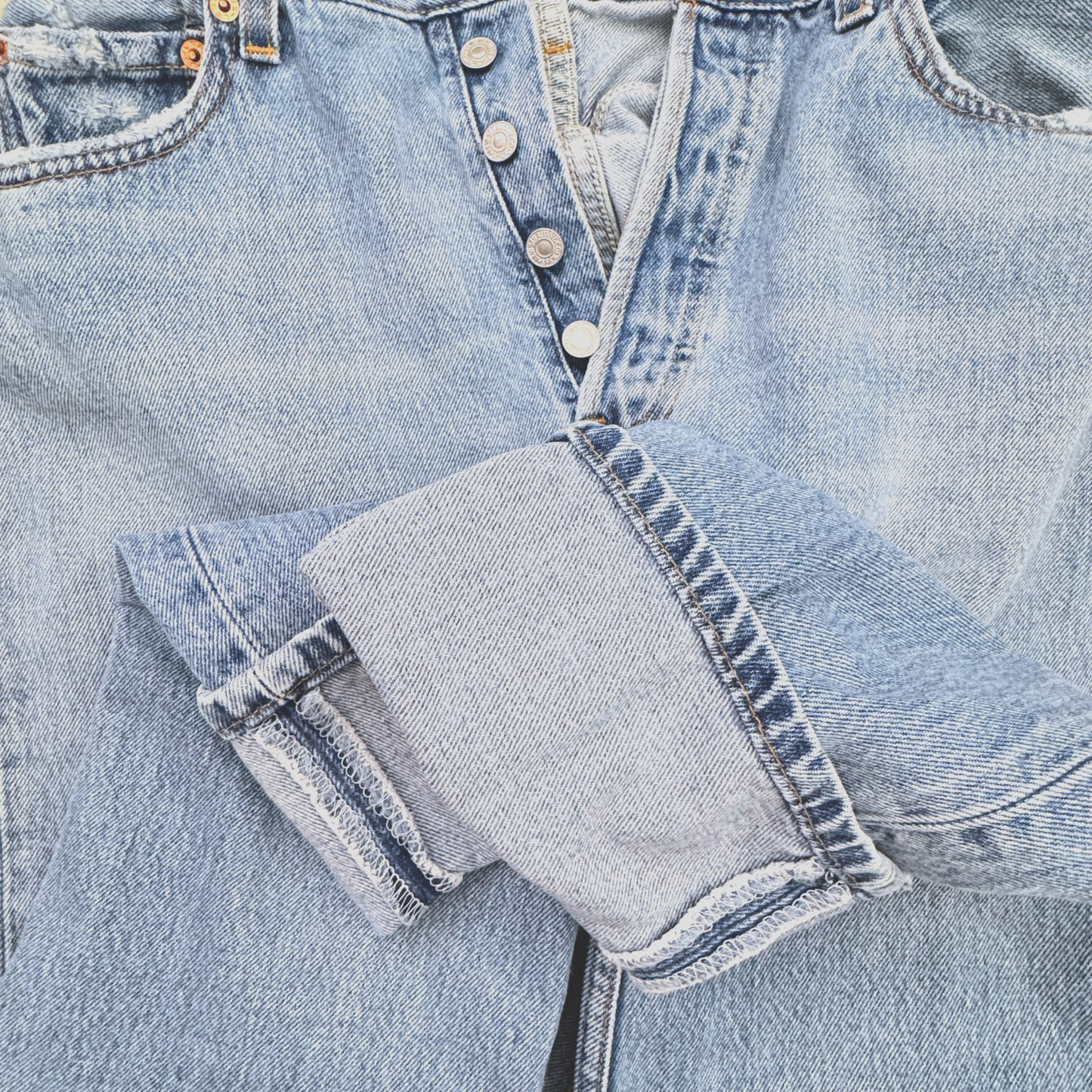 00s Levi’s 501 Jeans