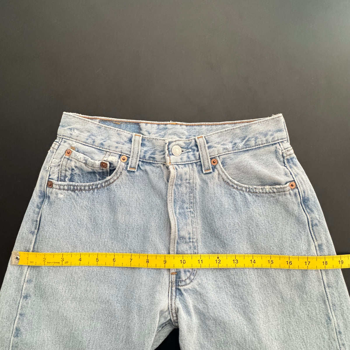 90s Levi’s 501 Jeans